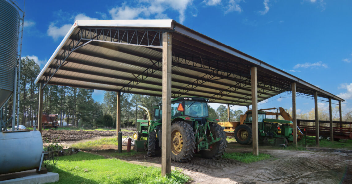 A photo of a pole barn used on a farm, for agriculture